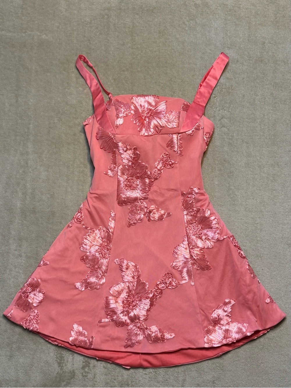 Mu Xiang Chen Pink Floral Embroidered Backless Mini Dress NWT Small